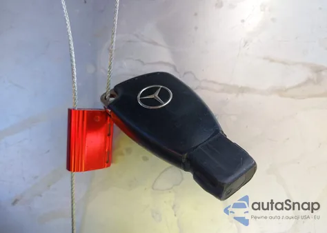 2005 Mercedes-Benz Clk 320 из США, поврежденный, VIN WDBTK65G65T034741